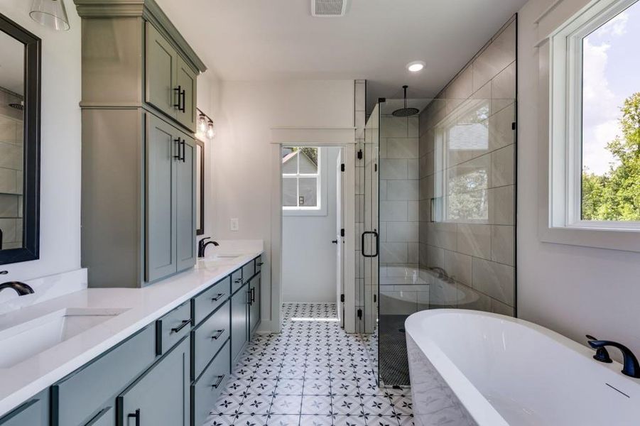 Furnished interior view inside a new home in , Dallas (Image 12).