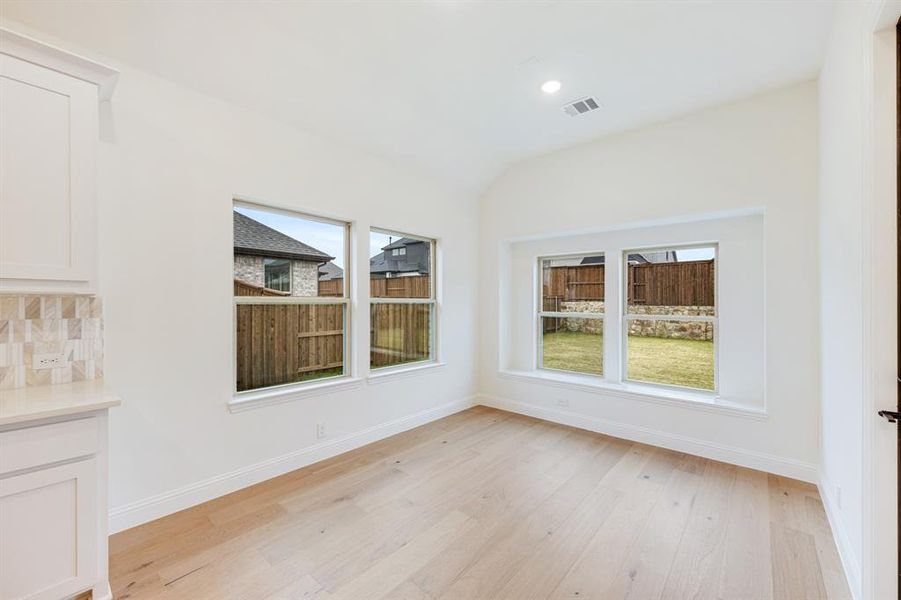 Spacious, unfurnished interior of a new home in Windsong Ranch Classic 61, Prosper (Image 19). Spacious, unfurnished interior of a new home in Windsong Ranch Classic 61, Prosper (Image 19).