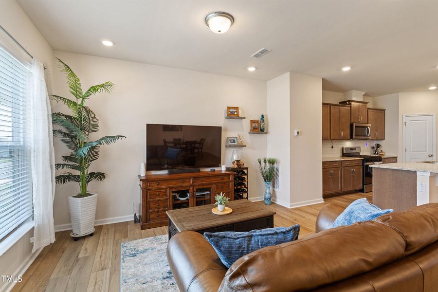 13-728 Silo Pk Dr [2369799]_13