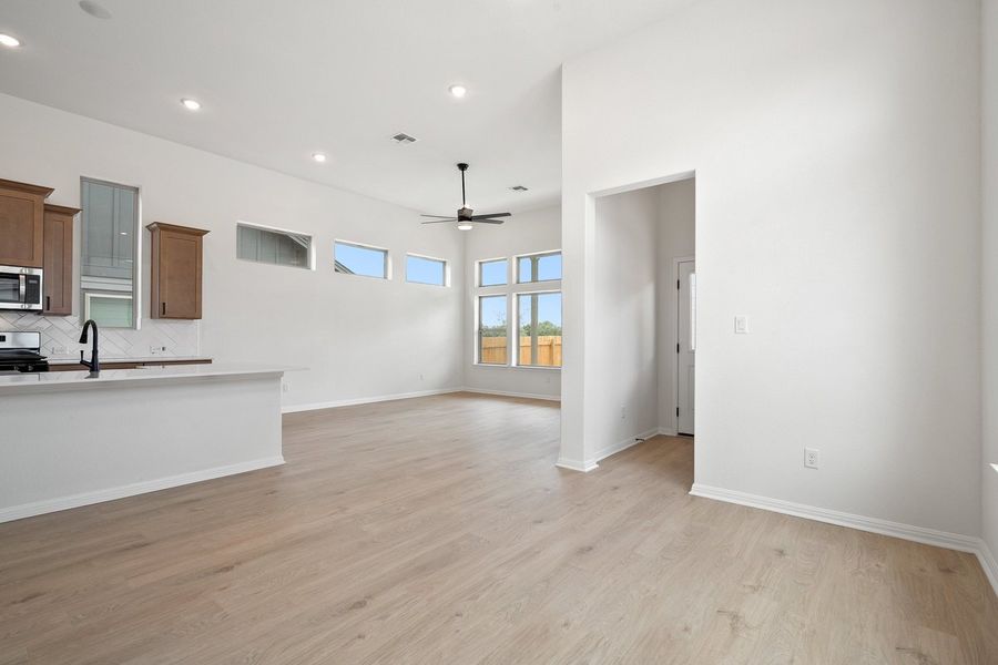 026_lnb08273_887 026_lnb08273_887