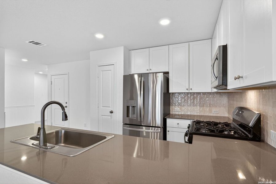 Furnished interior view inside a new home in Hidden Trails, Bulverde (Image 4).