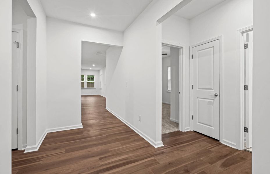 Spacious, unfurnished interior of a new home in Briarwood Reserve, Spartanburg (Image 18). Spacious, unfurnished interior of a new home in Briarwood Reserve, Spartanburg (Image 18).