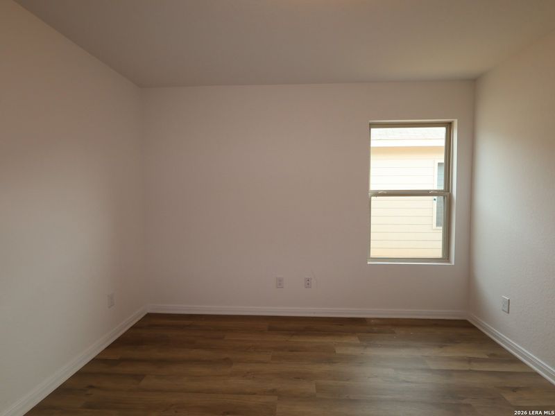 Spacious, unfurnished interior of a new home in Agave, San Antonio (Image 25).
