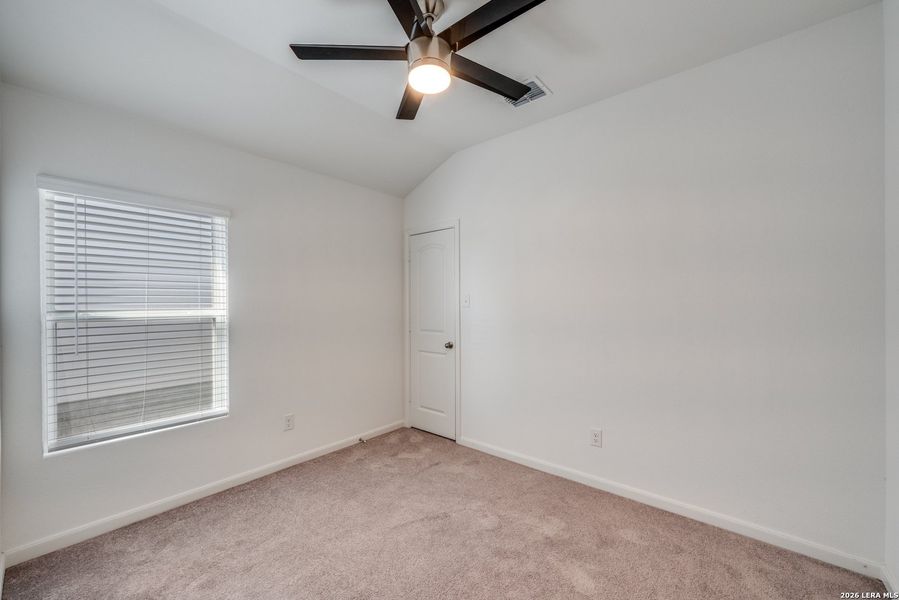 Spacious, unfurnished interior of a new home in , San Antonio (Image 24).