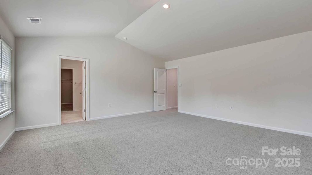 Spacious, unfurnished interior of a new home in Secrest Commons, Monroe (Image 17).
