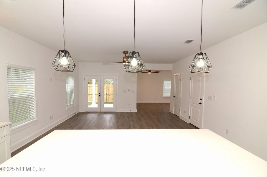 Spacious, unfurnished interior of a new home in , Jacksonville (Image 13).