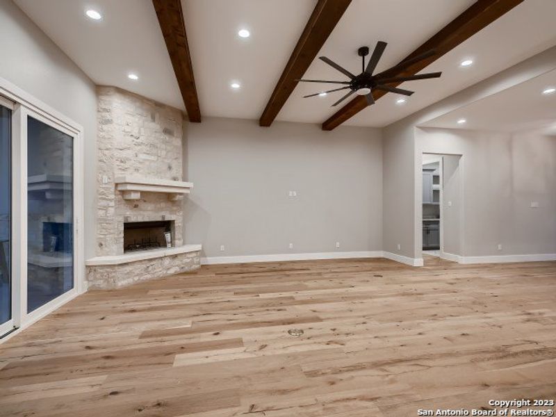 Spacious, unfurnished interior of a new home in , Boerne (Image 23).