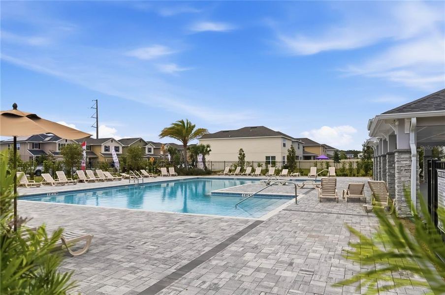 Community amenities in , St. Cloud (Image 48).