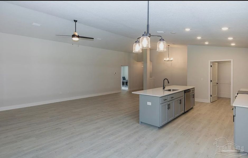 Image 18 of a home in Hidden Pines. Image 18 of a home in Hidden Pines.