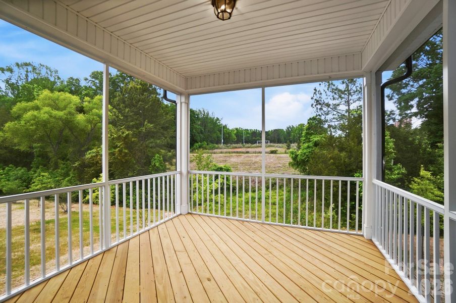 Exterior details and patio area of a home in Robinson Oaks, Gastonia (Image 3).