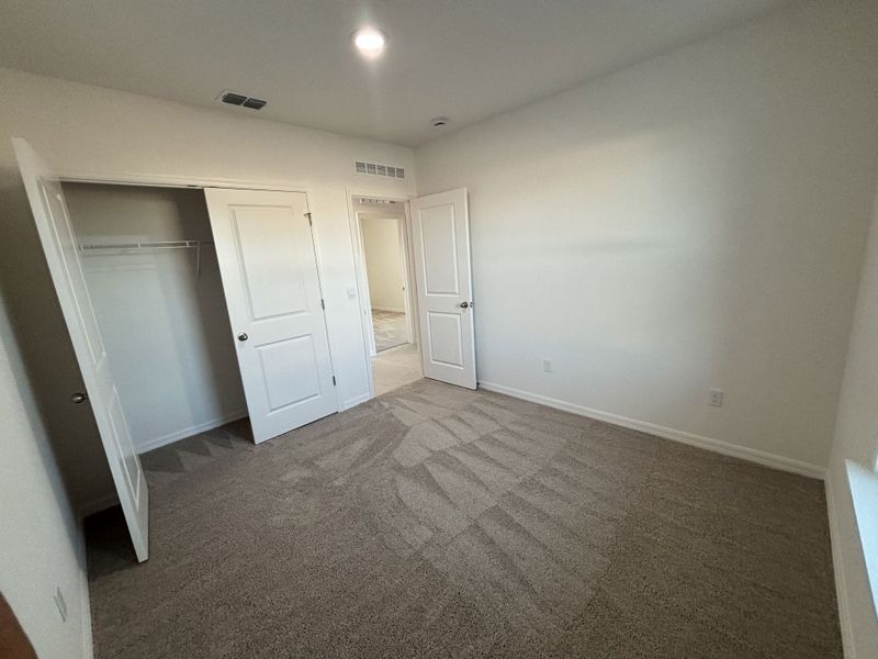 Spacious, unfurnished interior of a new home in Lehigh Acres, Lehigh Acres (Image 23).