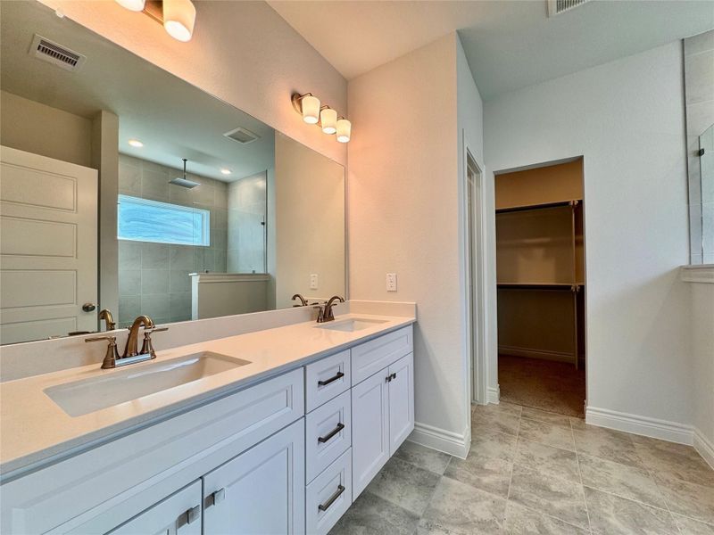 Furnished interior view inside a new home in Lexington Heights, Willis (Image 11).