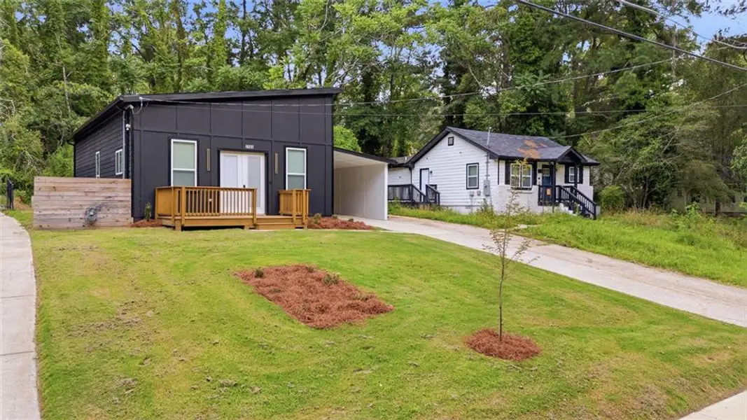 Exterior details and patio area of a home in , Atlanta (Image 3).