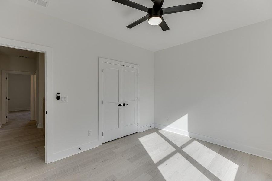 Spacious, unfurnished interior of a new home in , Flowery Branch (Image 41).