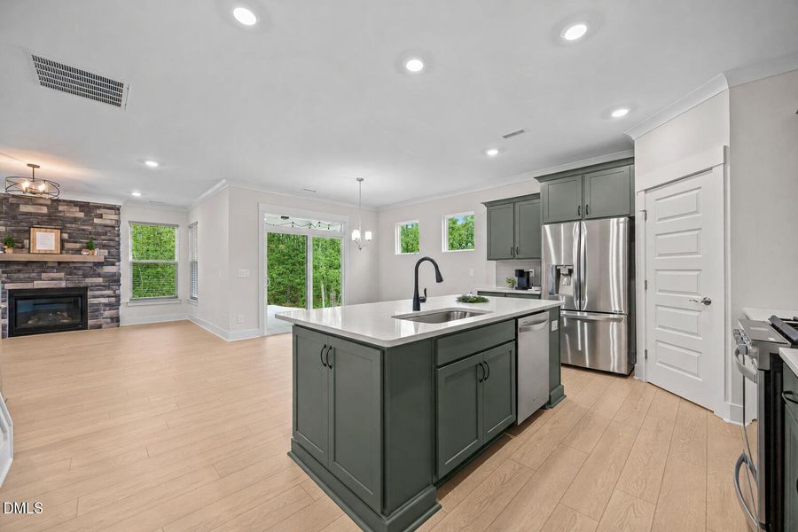 Kitchen Opens to Family Room Kitchen Opens to Family Room