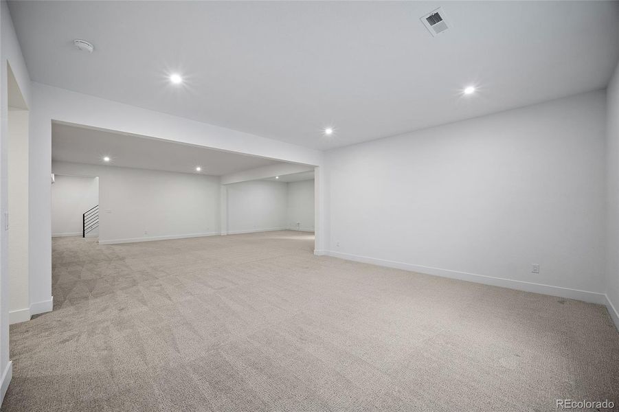 Spacious, unfurnished interior of a new home in Jackson Creek, Monument (Image 40).