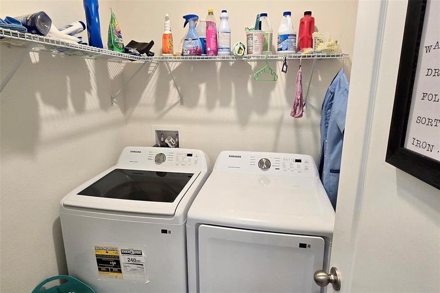 Close-up of interior finishes inside a home in Cascades, Davenport (Image 20).