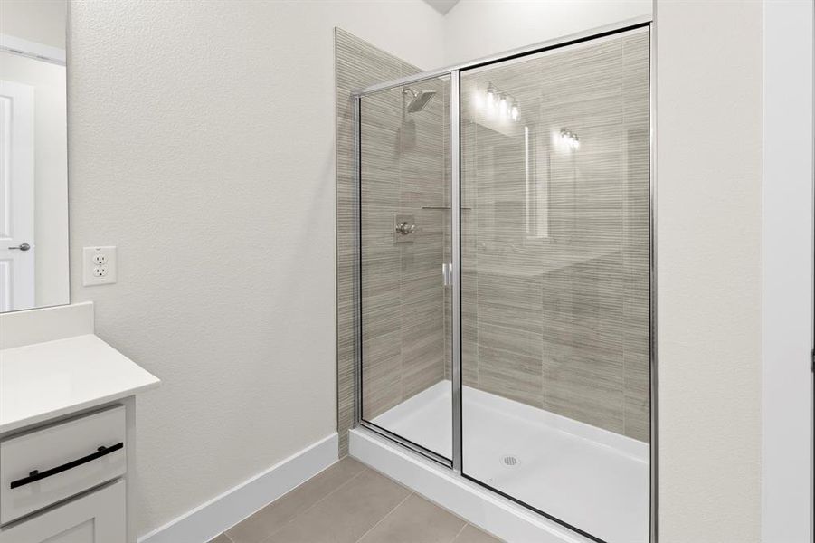 16. 2716 Andorra - Bath (3) 16. 2716 Andorra - Bath (3)