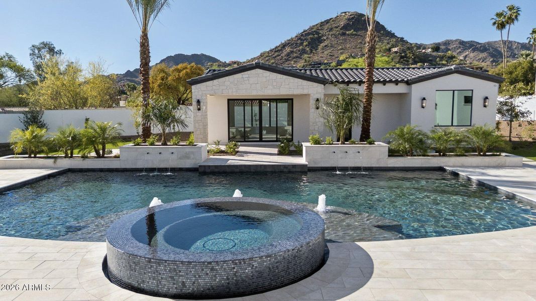 101-web-or-mls-6610-n-mountain-view-rd