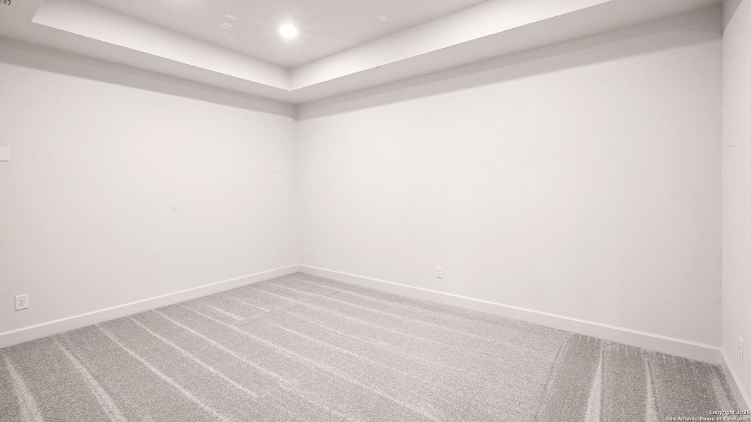 Spacious, unfurnished interior of a new home in Kinder Ranch 70', San Antonio (Image 14). Spacious, unfurnished interior of a new home in Kinder Ranch 70', San Antonio (Image 14).