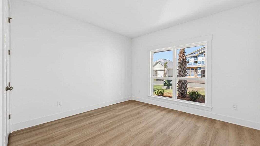 Spacious, unfurnished interior of a new home in WindMark Beach, Port Saint Joe (Image 30).