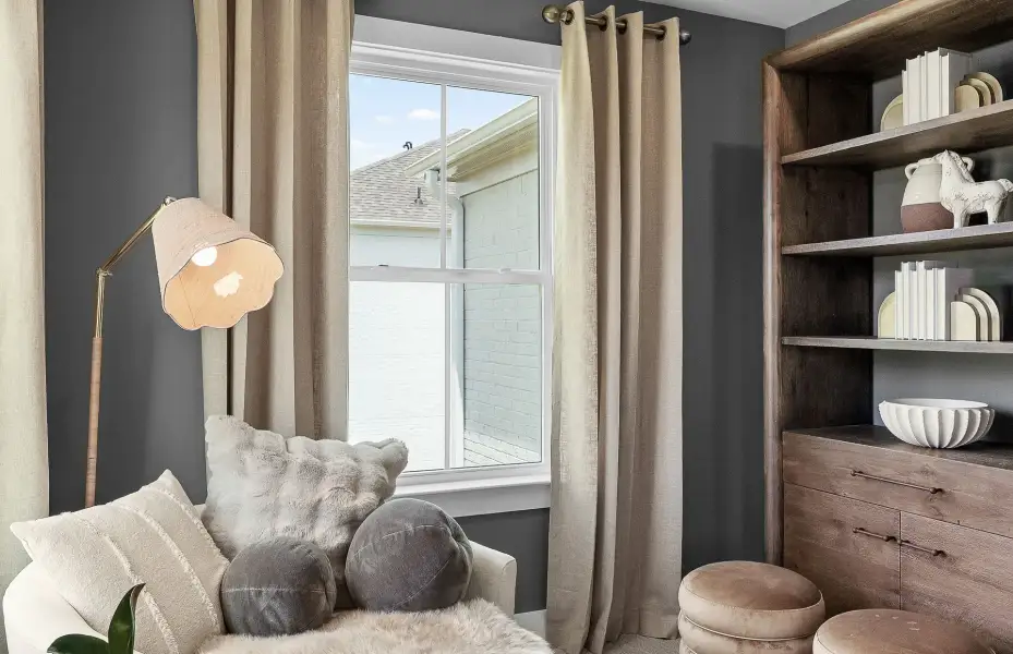 Representative furnished interior of a home built from the Newlyn by Pulte Homes in Stonehill, Howey-in-the-Hills (Image 17).