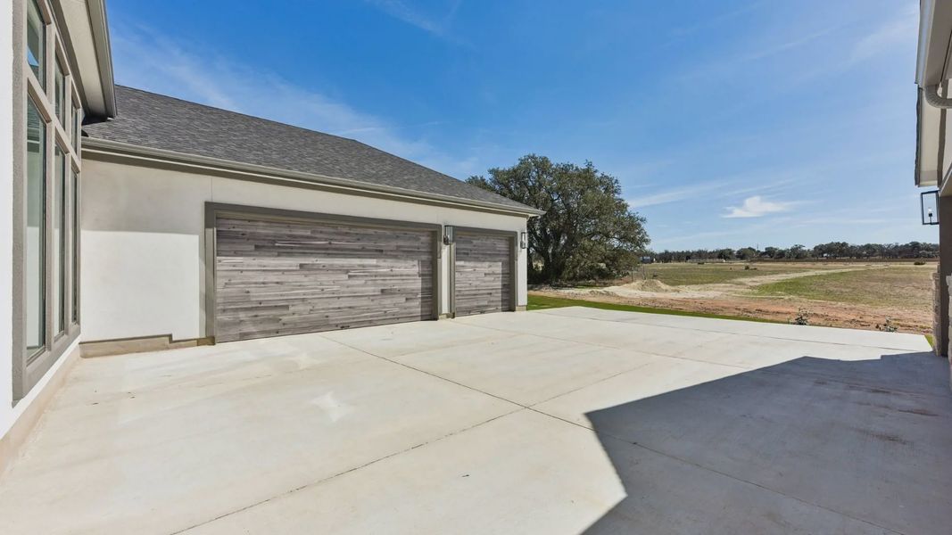 Representative exterior details of a home built from the Franklin by Chesmar Homes in Feathergrass, Florence (Image 3).