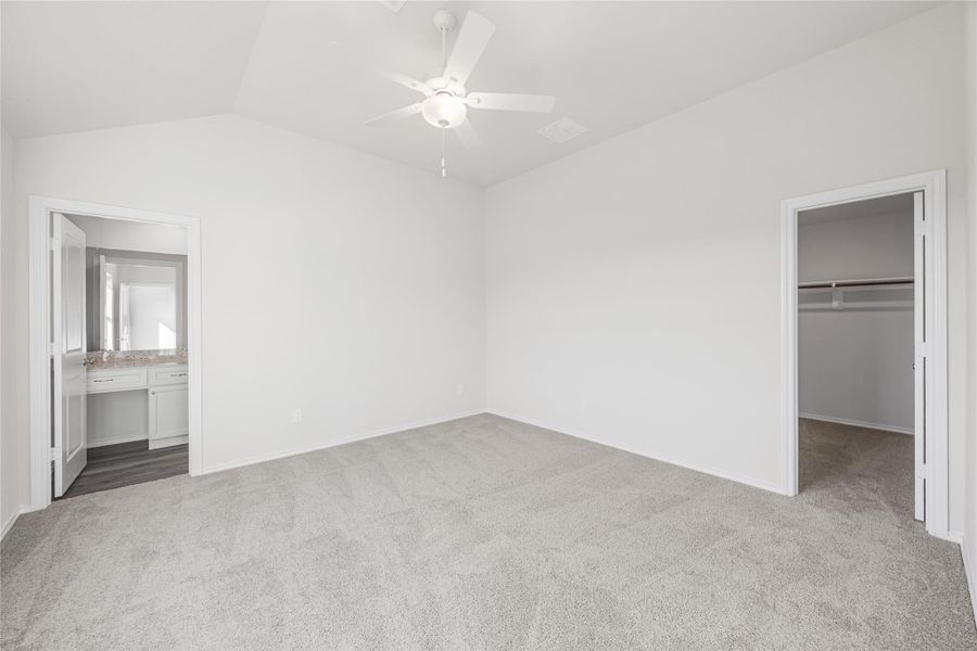 Spacious, unfurnished interior of a new home in Hill & Dale Ranch, Splendora (Image 16).