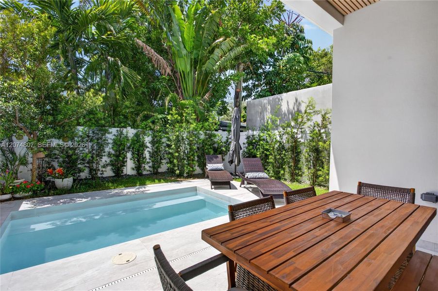 Exterior details and patio area of a home in , Fort Lauderdale (Image 22). Exterior details and patio area of a home in , Fort Lauderdale (Image 22).