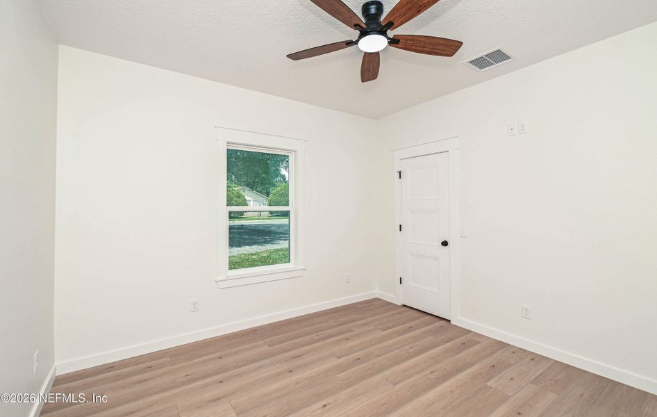 Spacious, unfurnished interior of a new home in , Glen St. Mary (Image 20). Spacious, unfurnished interior of a new home in , Glen St. Mary (Image 20).