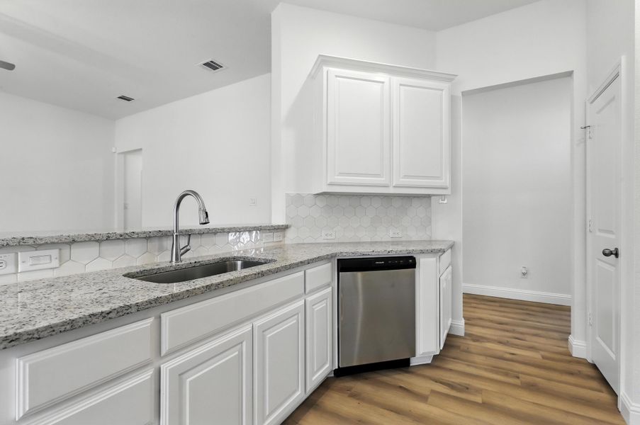 Representative furnished interior of a home built from the Hanover by Cheldan Homes in Craftsmen's Corner, Cleburne (Image 45).