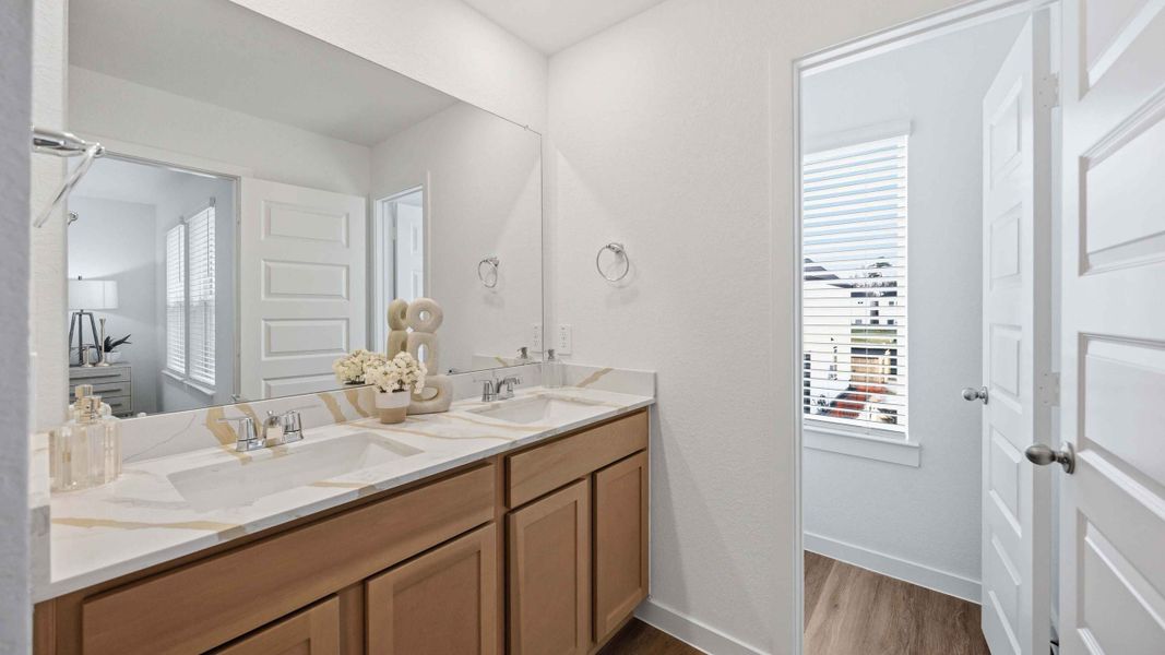 Furnished interior view inside a new home in Wheatley Oaks, Houston (Image 6). Furnished interior view inside a new home in Wheatley Oaks, Houston (Image 6).