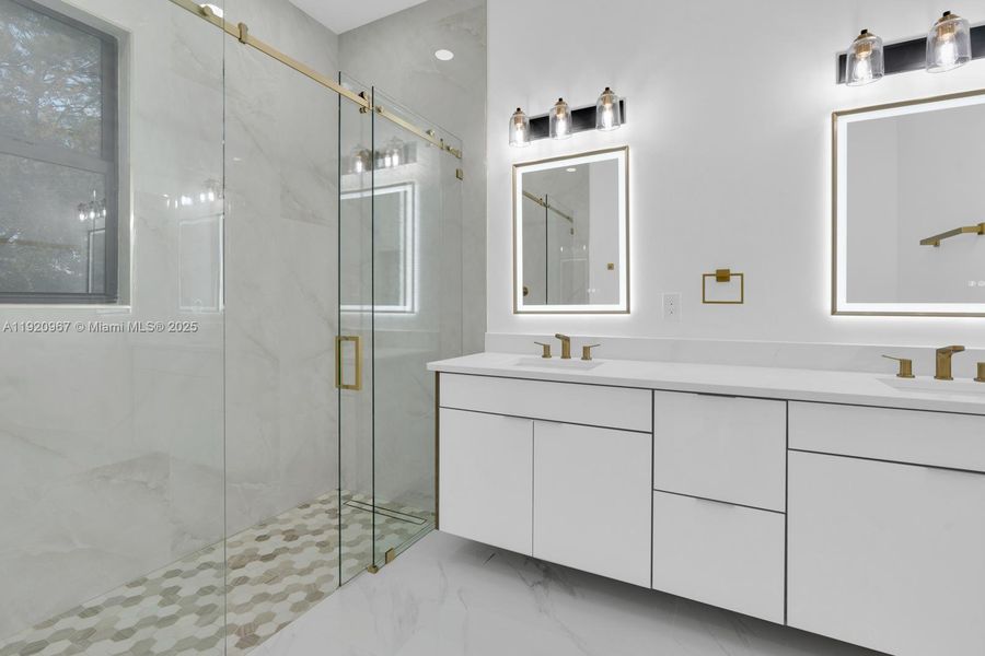 Furnished interior view inside a new home in , Lehigh Acres (Image 7).