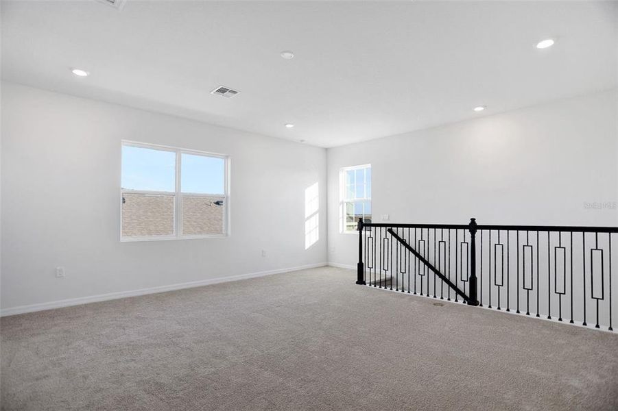 Spacious, unfurnished interior of a new home in Turnleaf, Punta Gorda (Image 29). Spacious, unfurnished interior of a new home in Turnleaf, Punta Gorda (Image 29).