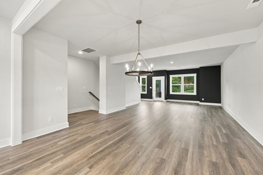 Spacious, unfurnished interior of a new home in Allen Park, Raleigh (Image 17).