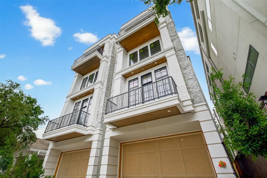 The Camden Park. 1215 Pierce Street. Your new home! The Camden Park. 1215 Pierce Street. Your new home!