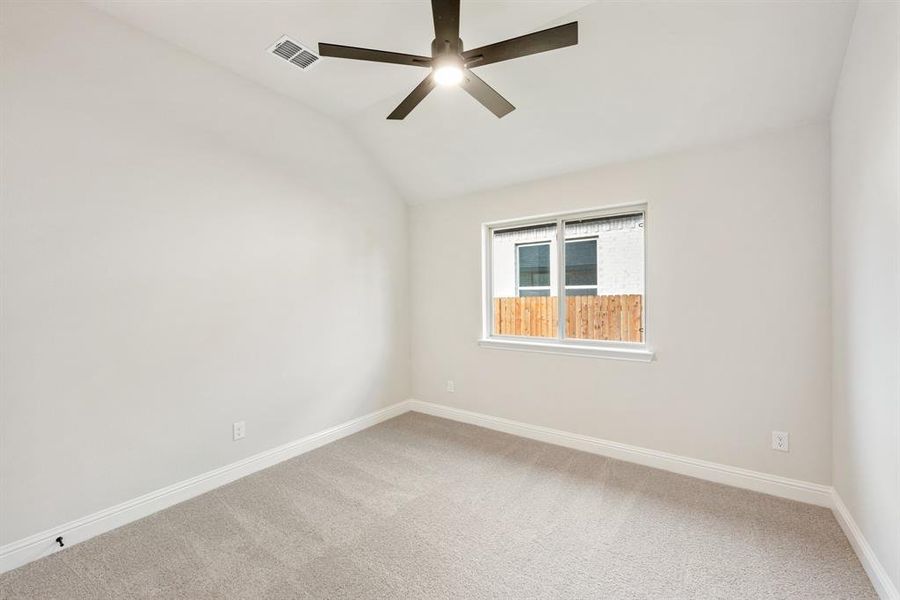 Spacious, unfurnished interior of a new home in The Retreat at North Grove 60, Waxahachie (Image 18).