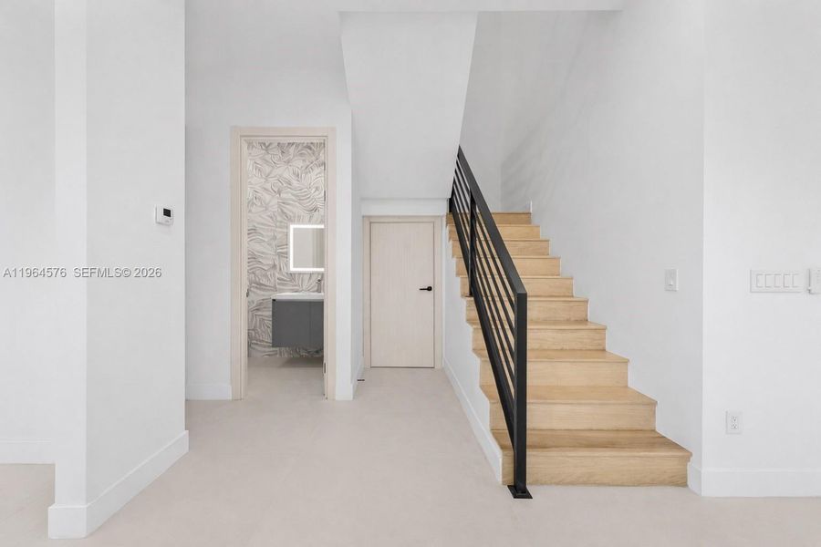 Spacious, unfurnished interior of a new home in , Fort Lauderdale (Image 25). Spacious, unfurnished interior of a new home in , Fort Lauderdale (Image 25).