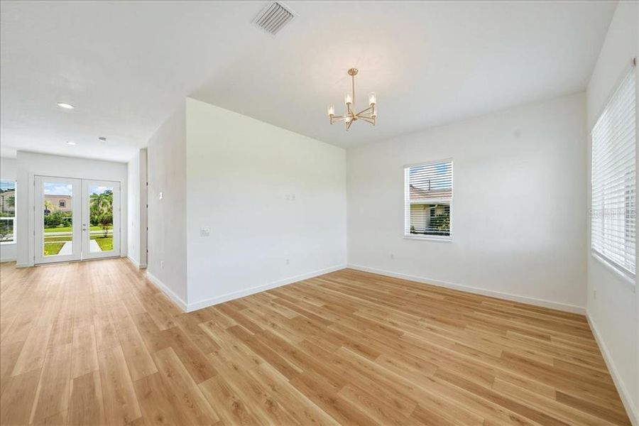 Spacious, unfurnished interior of a new home in , Punta Gorda (Image 27).