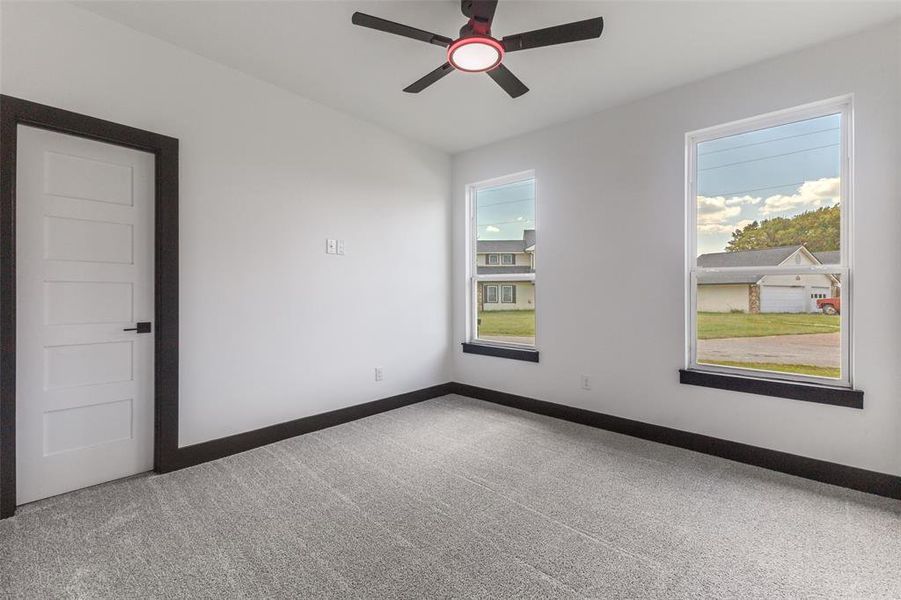 Spacious, unfurnished interior of a new home in , Kemp (Image 20).