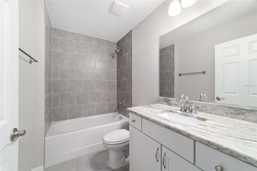 Furnished interior view inside a new home in , Ocala (Image 5).