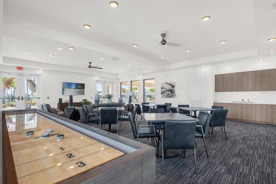 Community amenities in Tohoqua Reserve, Kissimmee (Image 37).