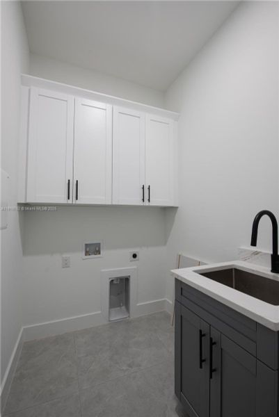 Image 33 of a home in . Image 33 of a home in .