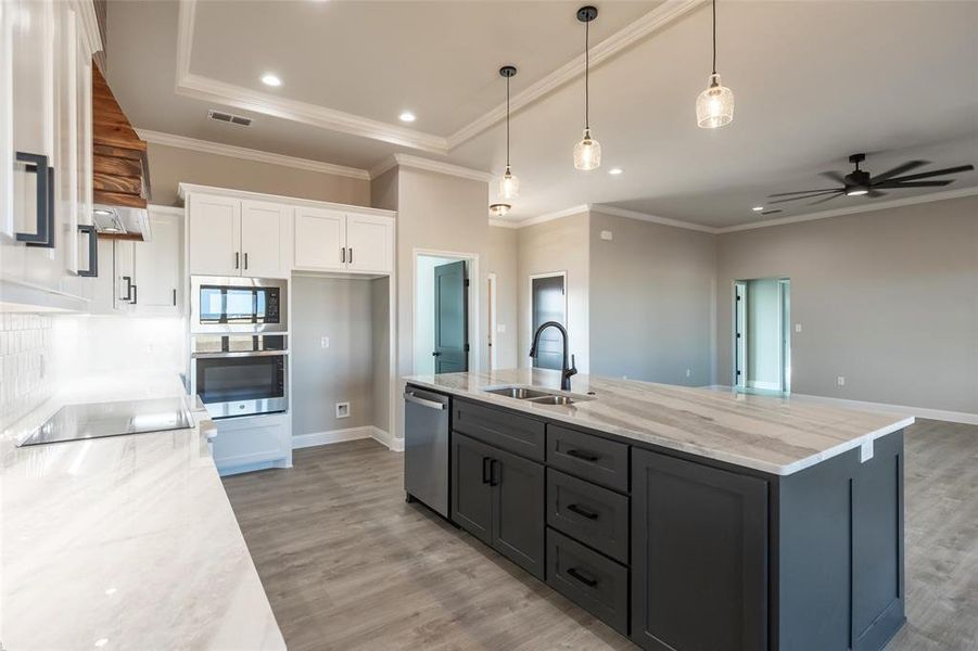 Furnished interior view inside a new home in , Tuscola (Image 12).