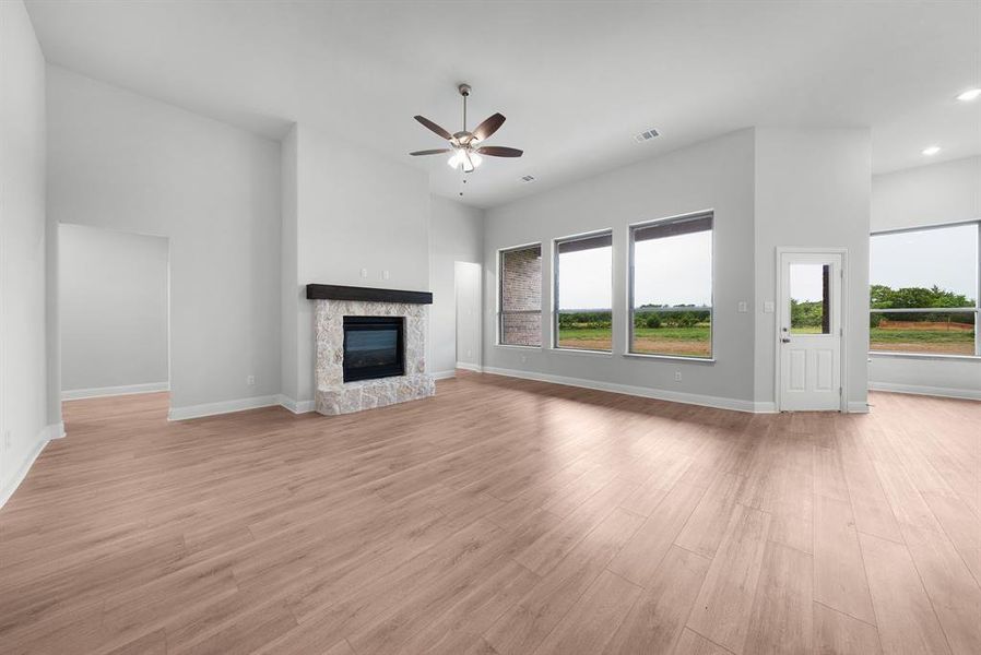 Spacious, unfurnished interior of a new home in Creekview Farms, Greenville (Image 21).
