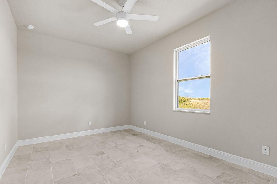Spacious, unfurnished interior of a new home in , Labelle (Image 15).
