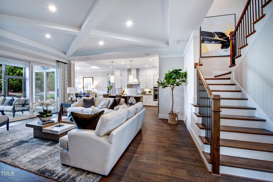 LOCE_0058_00-Sebastian J_Family 02_Drees