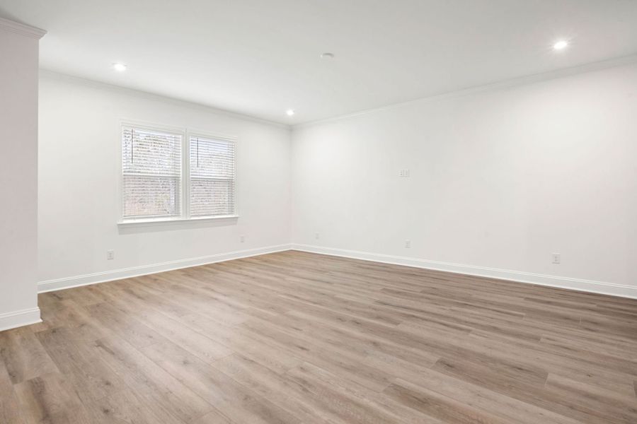 Spacious, unfurnished interior of a new home in Salem Bay, Beaufort (Image 27).