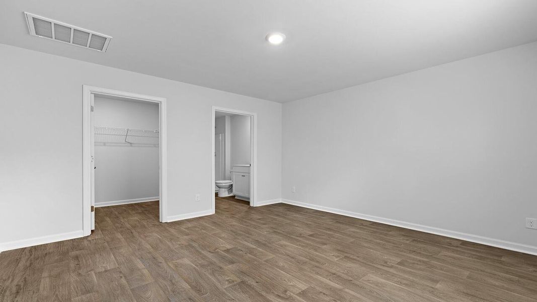 Spacious, unfurnished interior of a new home in Pine Hills at Cane Bay, Summerville (Image 16).