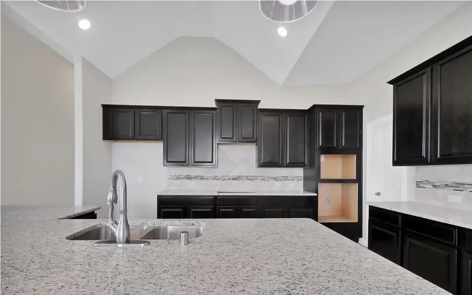 Representative furnished interior of a home built from the Ventura by CastleRock Communities in Lakesong, Grand Prairie (Image 4).